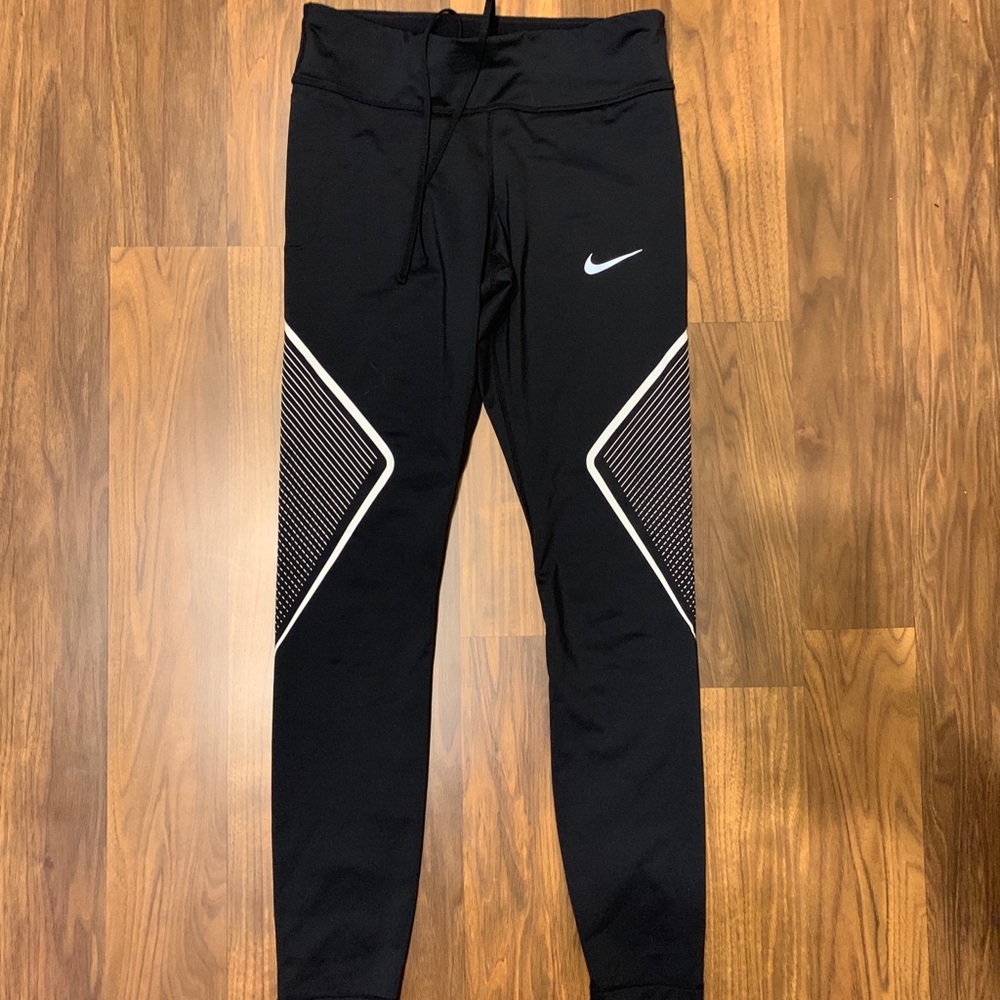 Women’s Nike leggings